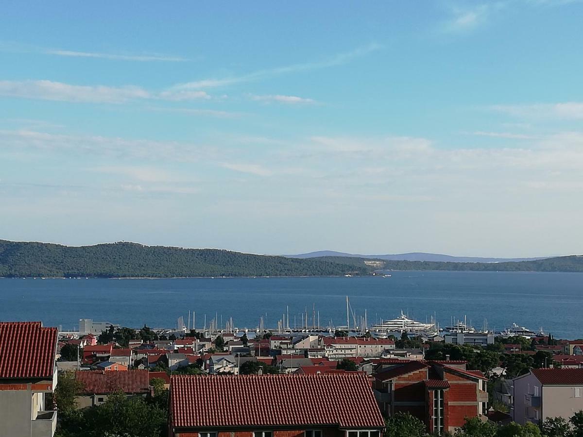 Modern Apartment Near Split & Trogir Kastela Ngoại thất bức ảnh